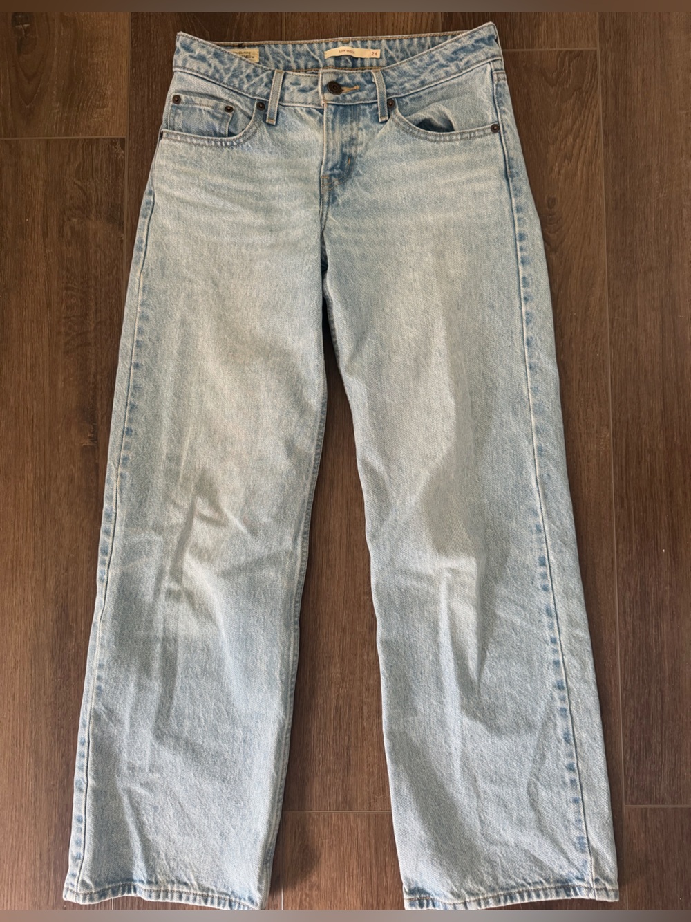 Levi’s Low Loose Women’s Jeans - Size 24